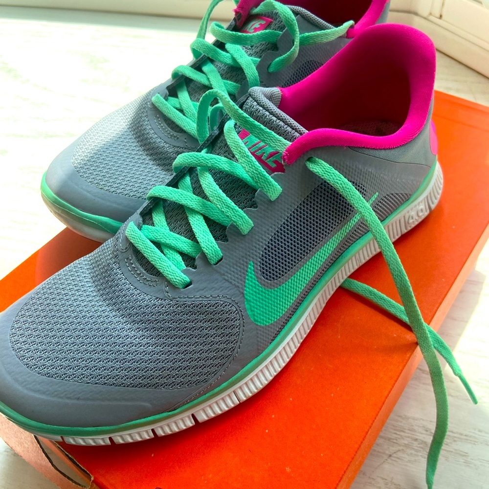 Nike free 4.0  size 8